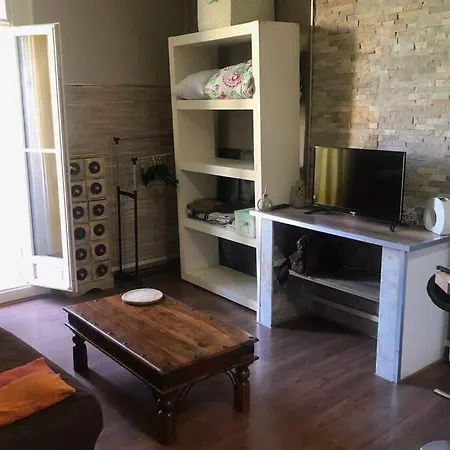 Jolie Studio Quartier Victor Hugo Proche Tous Commerces